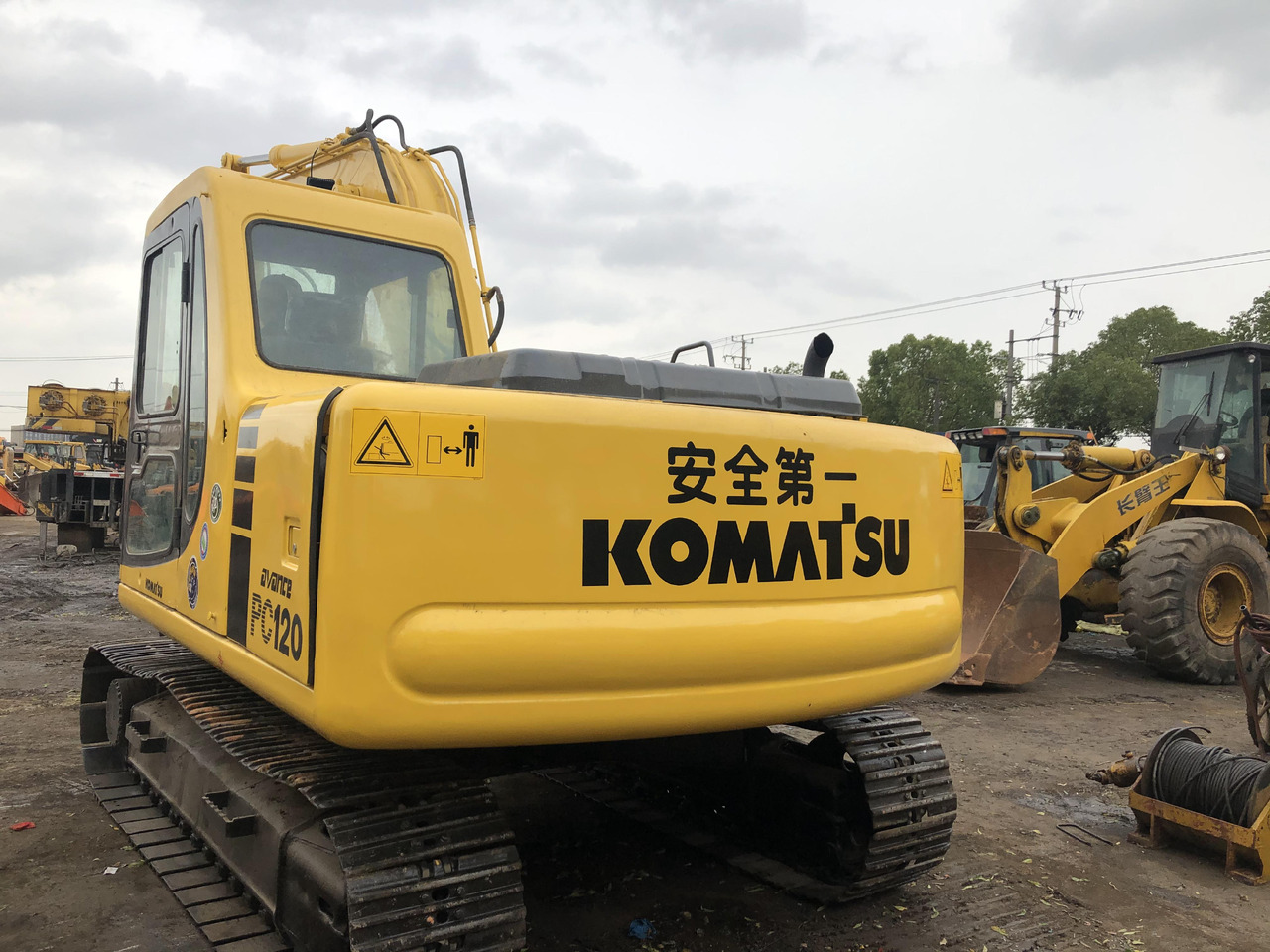 KOMATSU PC120-6 - Pásové rýpadlo: obrázek 2 KOMATSU PC120-6 - Pásové rýpadlo: obrázek 2