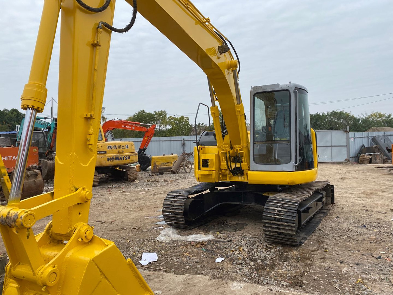 KOMATSU PC128US - Pásové rýpadlo: obrázek 3 KOMATSU PC128US - Pásové rýpadlo: obrázek 3