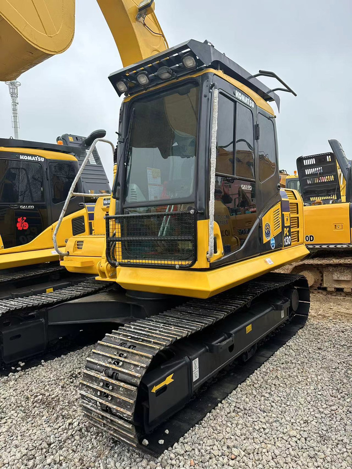 KOMATSU PC130-7 - Pásové rýpadlo: obrázek 4 KOMATSU PC130-7 - Pásové rýpadlo: obrázek 4
