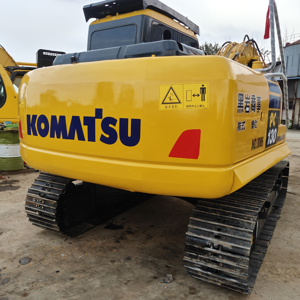 KOMATSU PC130-7 - Pásové rýpadlo: obrázek 3 KOMATSU PC130-7 - Pásové rýpadlo: obrázek 3