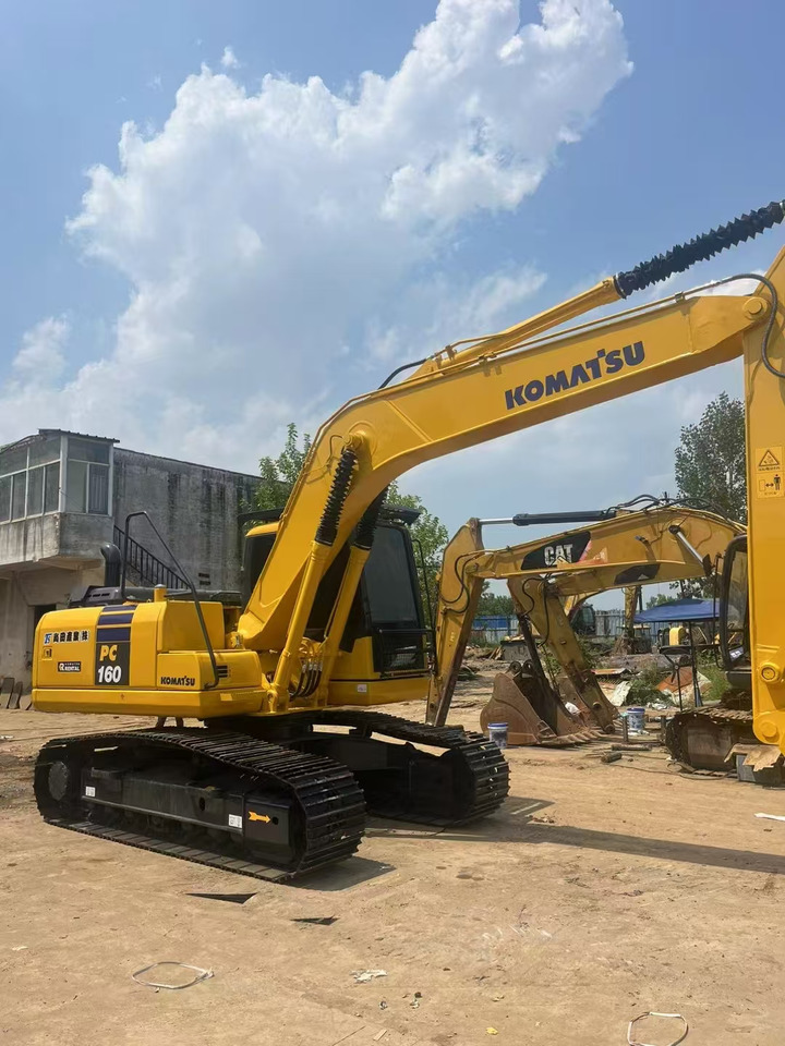 KOMATSU PC160-7 - Pásové rýpadlo: obrázek 4 KOMATSU PC160-7 - Pásové rýpadlo: obrázek 4