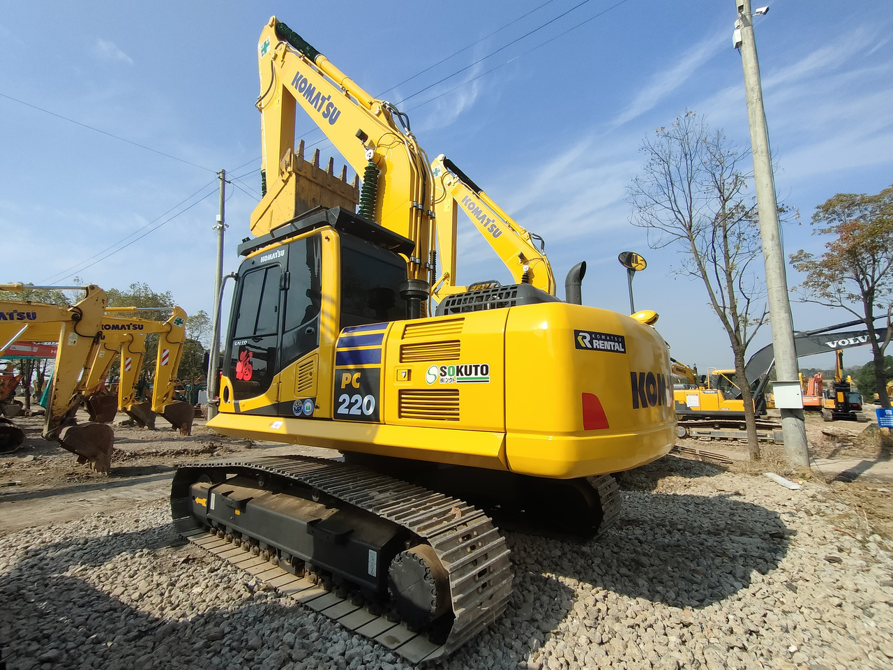 KOMATSU PC220-8 - Pásové rýpadlo: obrázek 1 KOMATSU PC220-8 - Pásové rýpadlo: obrázek 1