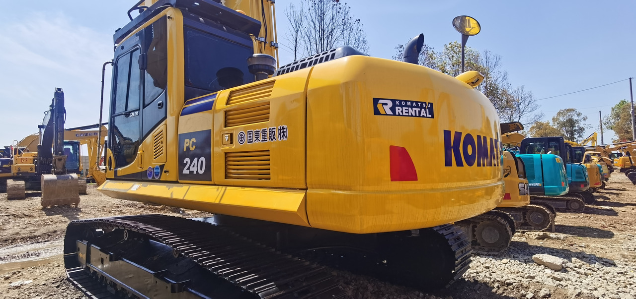 KOMATSU PC240-8 - Pásové rýpadlo: obrázek 1 KOMATSU PC240-8 - Pásové rýpadlo: obrázek 1