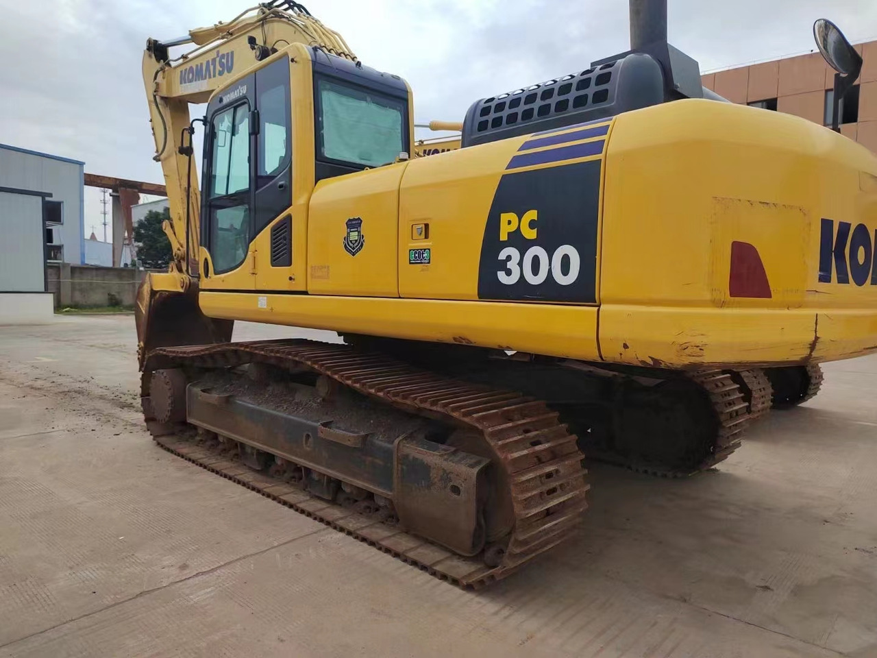 KOMATSU PC300-8 - Pásové rýpadlo: obrázek 2 KOMATSU PC300-8 - Pásové rýpadlo: obrázek 2