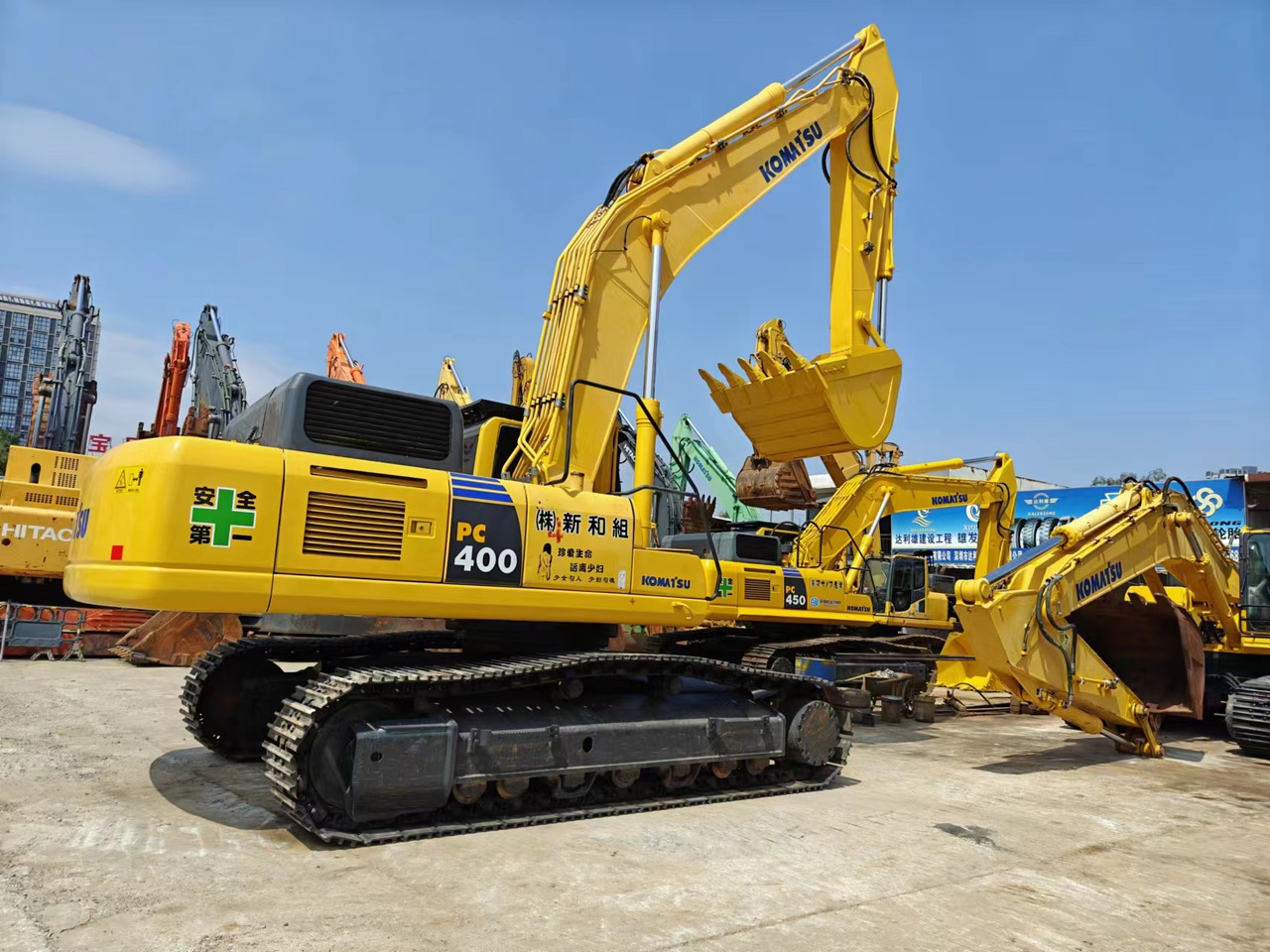 KOMATSU PC400-8 - Pásové rýpadlo: obrázek 2 KOMATSU PC400-8 - Pásové rýpadlo: obrázek 2