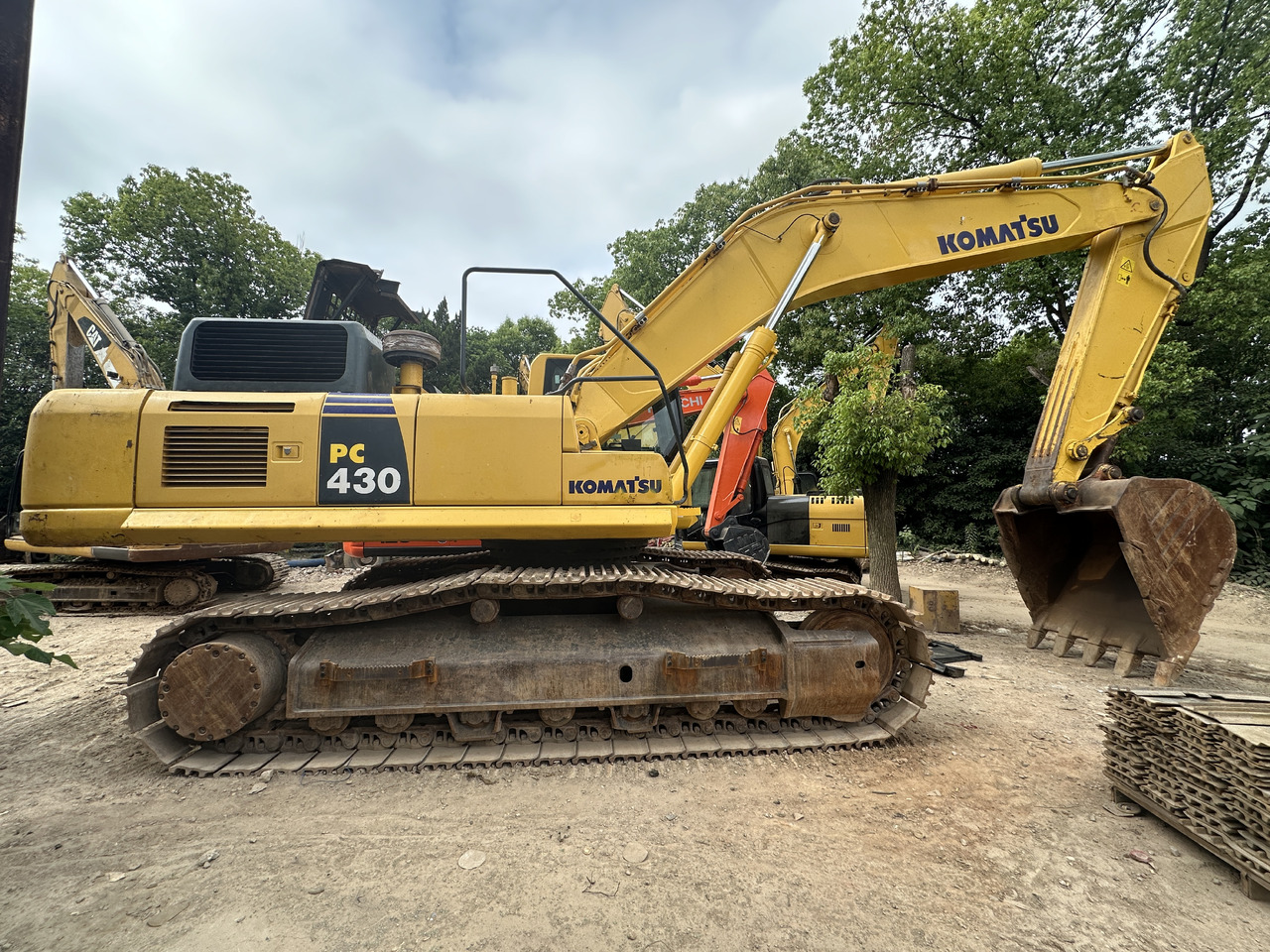KOMATSU PC430-8 - Pásové rýpadlo: obrázek 2 KOMATSU PC430-8 - Pásové rýpadlo: obrázek 2