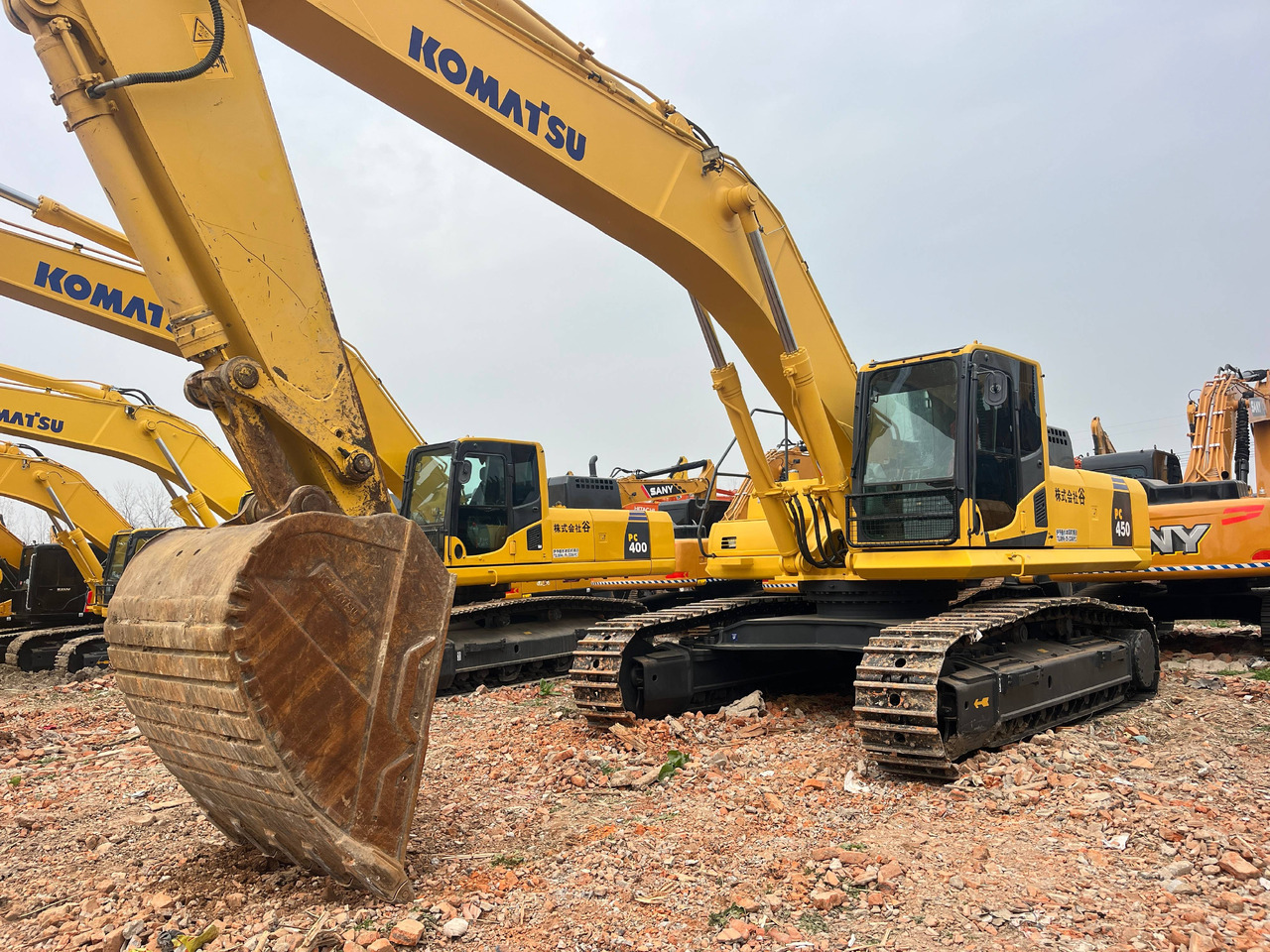 KOMATSU PC450-8 - Pásové rýpadlo: obrázek 3 KOMATSU PC450-8 - Pásové rýpadlo: obrázek 3