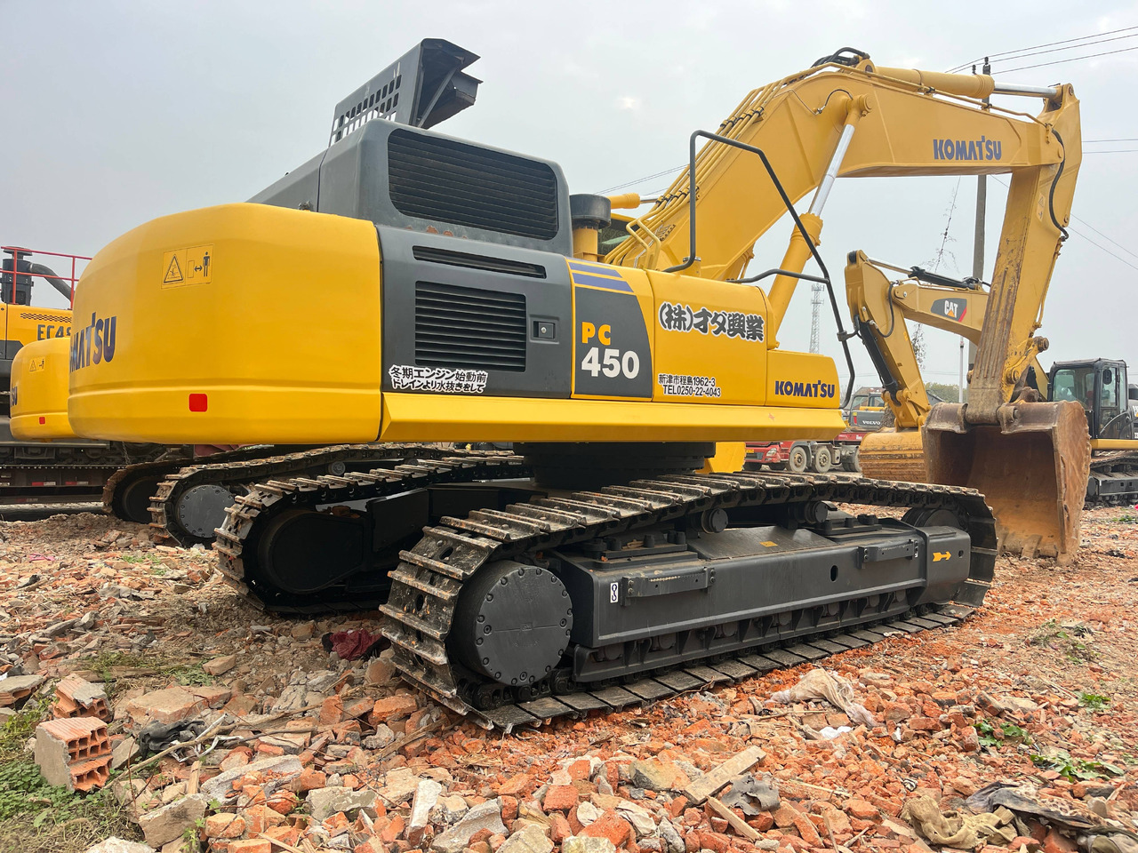 KOMATSU PC450-8 - Pásové rýpadlo: obrázek 2 KOMATSU PC450-8 - Pásové rýpadlo: obrázek 2