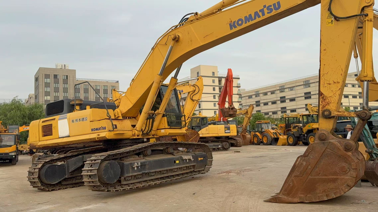 KOMATSU PC450-8 - Pásové rýpadlo: obrázek 4 KOMATSU PC450-8 - Pásové rýpadlo: obrázek 4