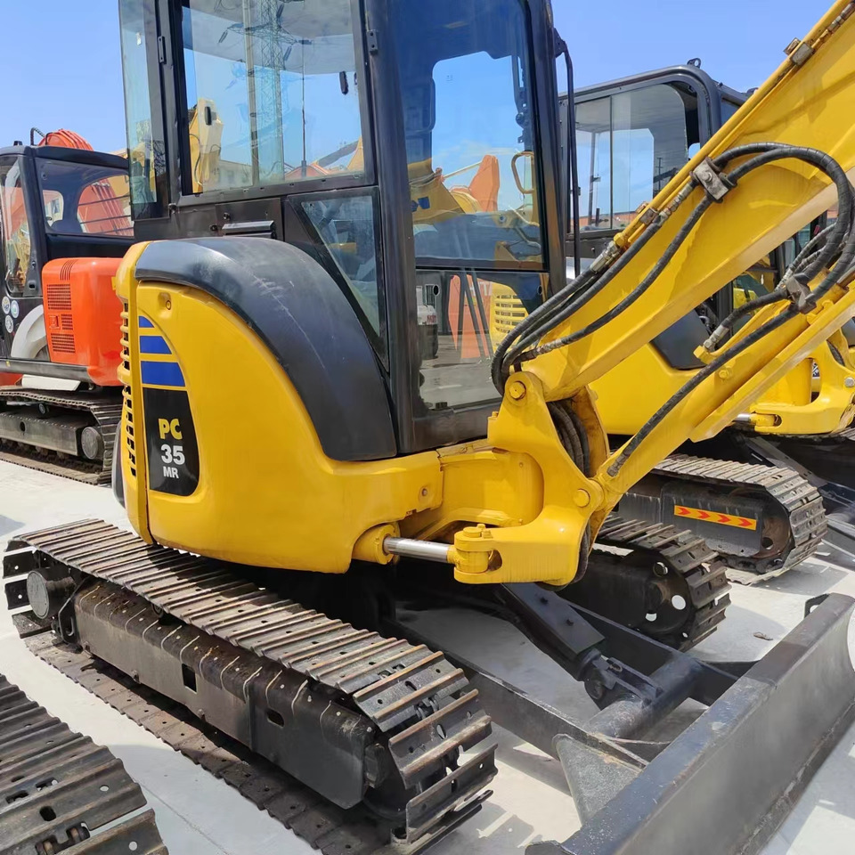 KOMATSU PC55MR - Pásové rýpadlo: obrázek 4 KOMATSU PC55MR - Pásové rýpadlo: obrázek 4