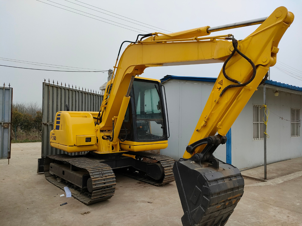 KOMATSU PC60-7 - Pásové rýpadlo: obrázek 3 KOMATSU PC60-7 - Pásové rýpadlo: obrázek 3