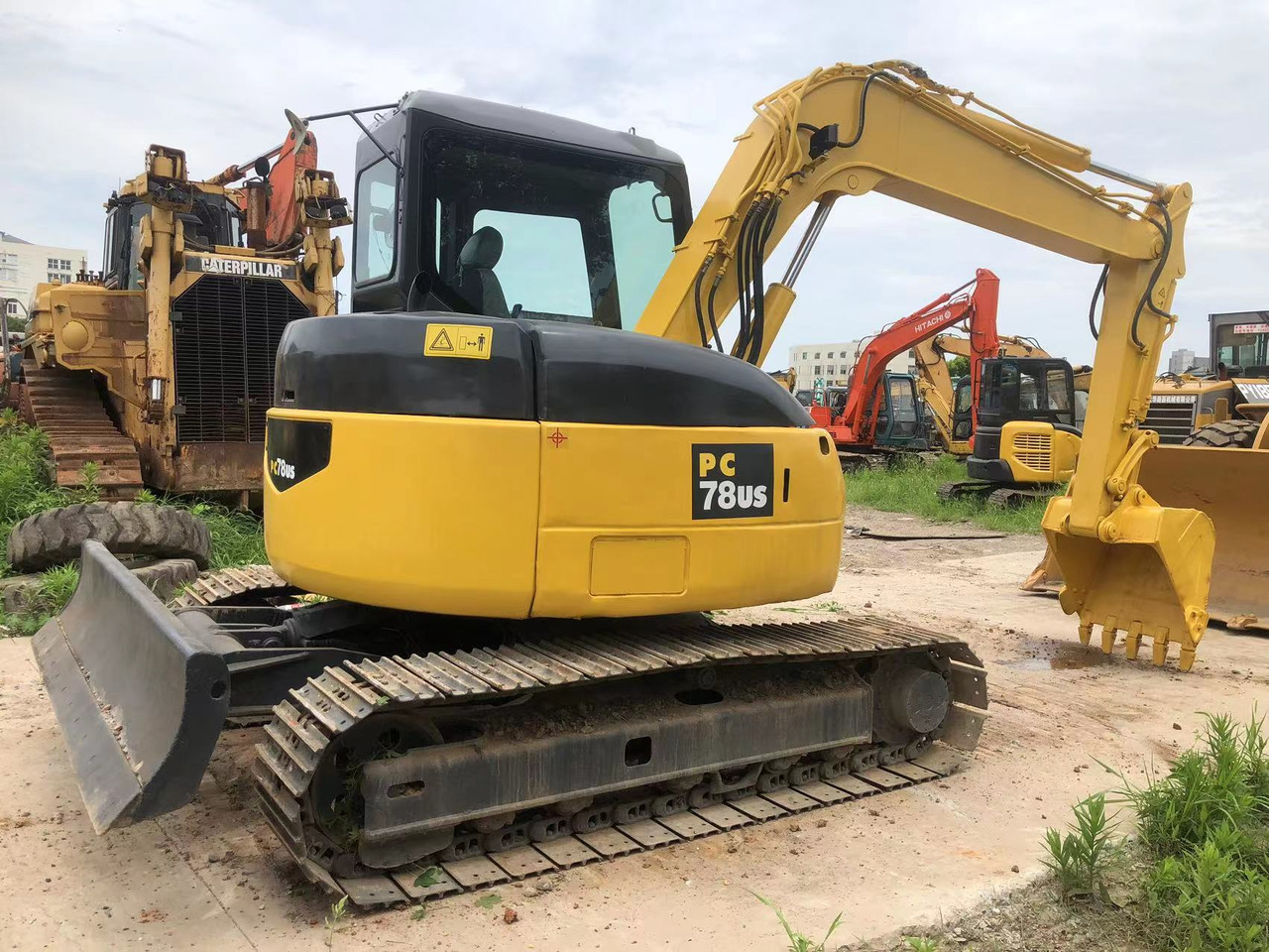 KOMATSU PC70-8 - Mini rýpadlo: obrázek 1 KOMATSU PC70-8 - Mini rýpadlo: obrázek 1