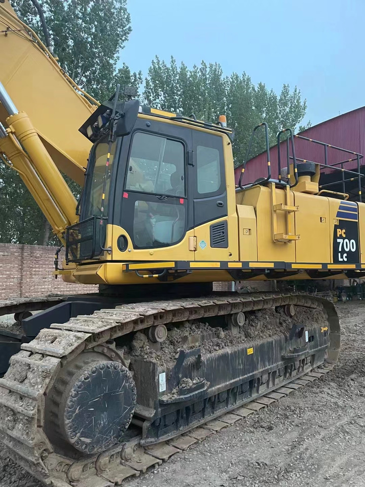 KOMATSU PC700 - Pásové rýpadlo: obrázek 1 KOMATSU PC700 - Pásové rýpadlo: obrázek 1