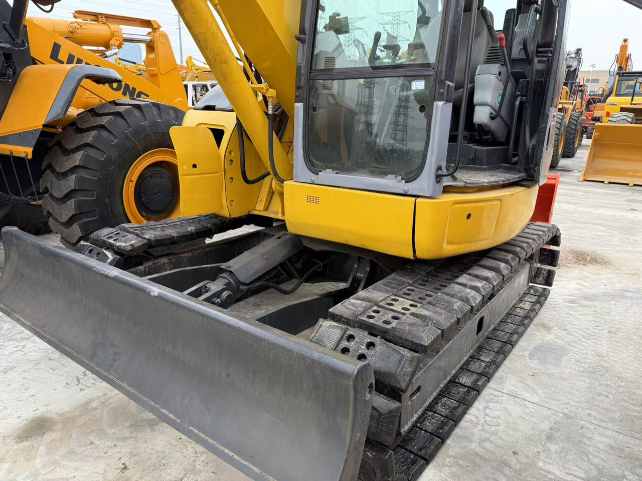 KOMATSU PC78US - Mini rýpadlo: obrázek 2 KOMATSU PC78US - Mini rýpadlo: obrázek 2
