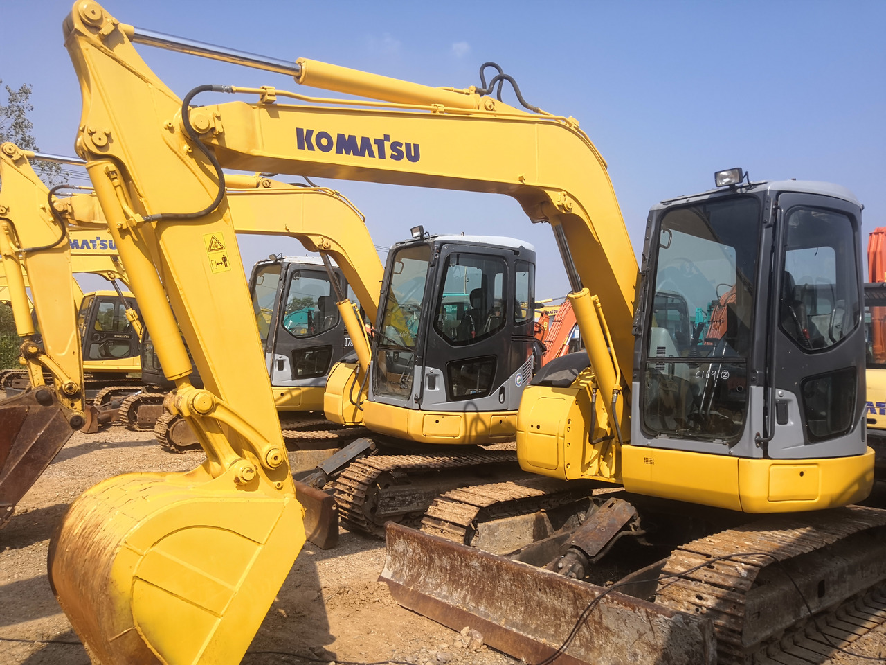 KOMATSU PC78US - Mini rýpadlo: obrázek 1 KOMATSU PC78US - Mini rýpadlo: obrázek 1
