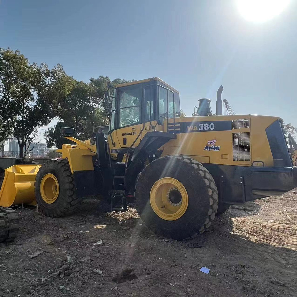 KOMATSU WA380-6 - Kolový nakladač: obrázek 1 KOMATSU WA380-6 - Kolový nakladač: obrázek 1