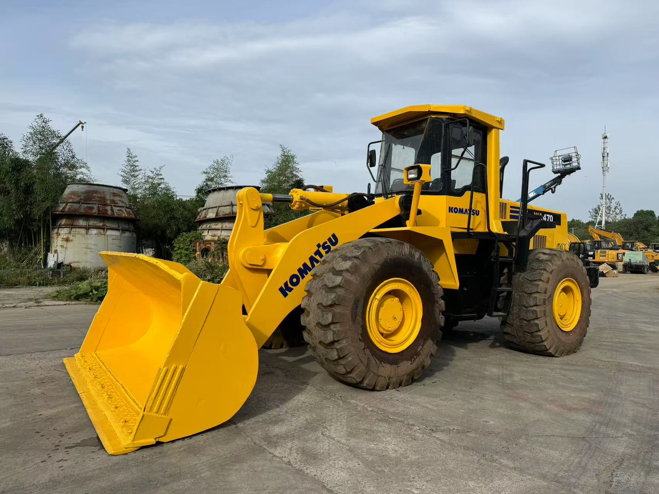KOMATSU WA470-3 - Kolový nakladač: obrázek 2 KOMATSU WA470-3 - Kolový nakladač: obrázek 2