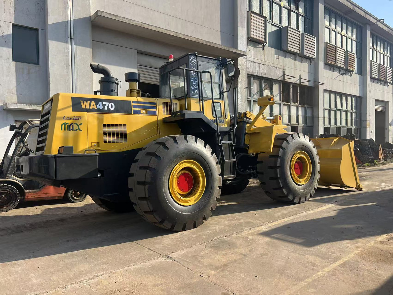 KOMATSU WA470-3 - Kolový nakladač: obrázek 5 KOMATSU WA470-3 - Kolový nakladač: obrázek 5
