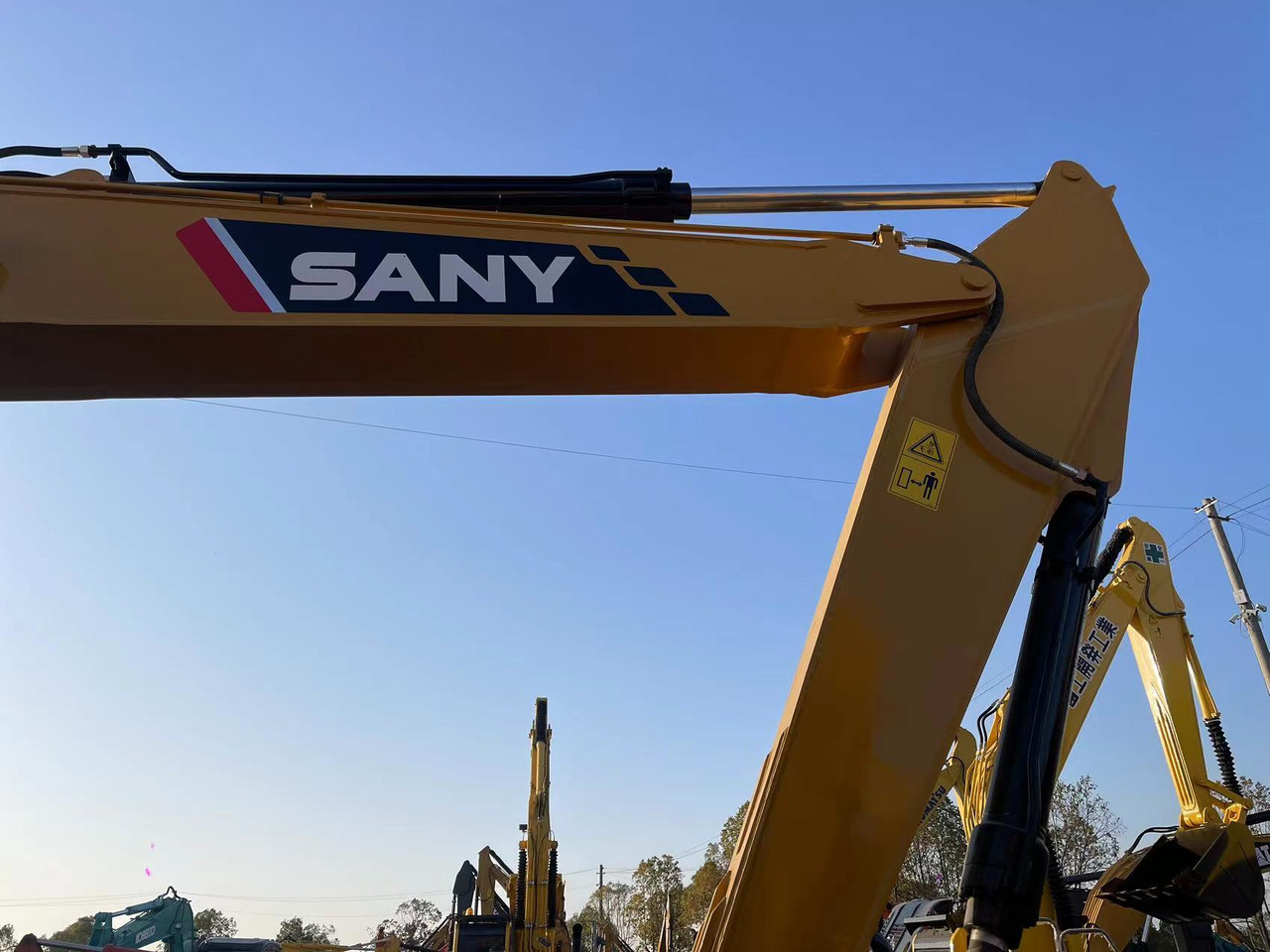 SANY SY235C - Pásové rýpadlo: obrázek 4 SANY SY235C - Pásové rýpadlo: obrázek 4