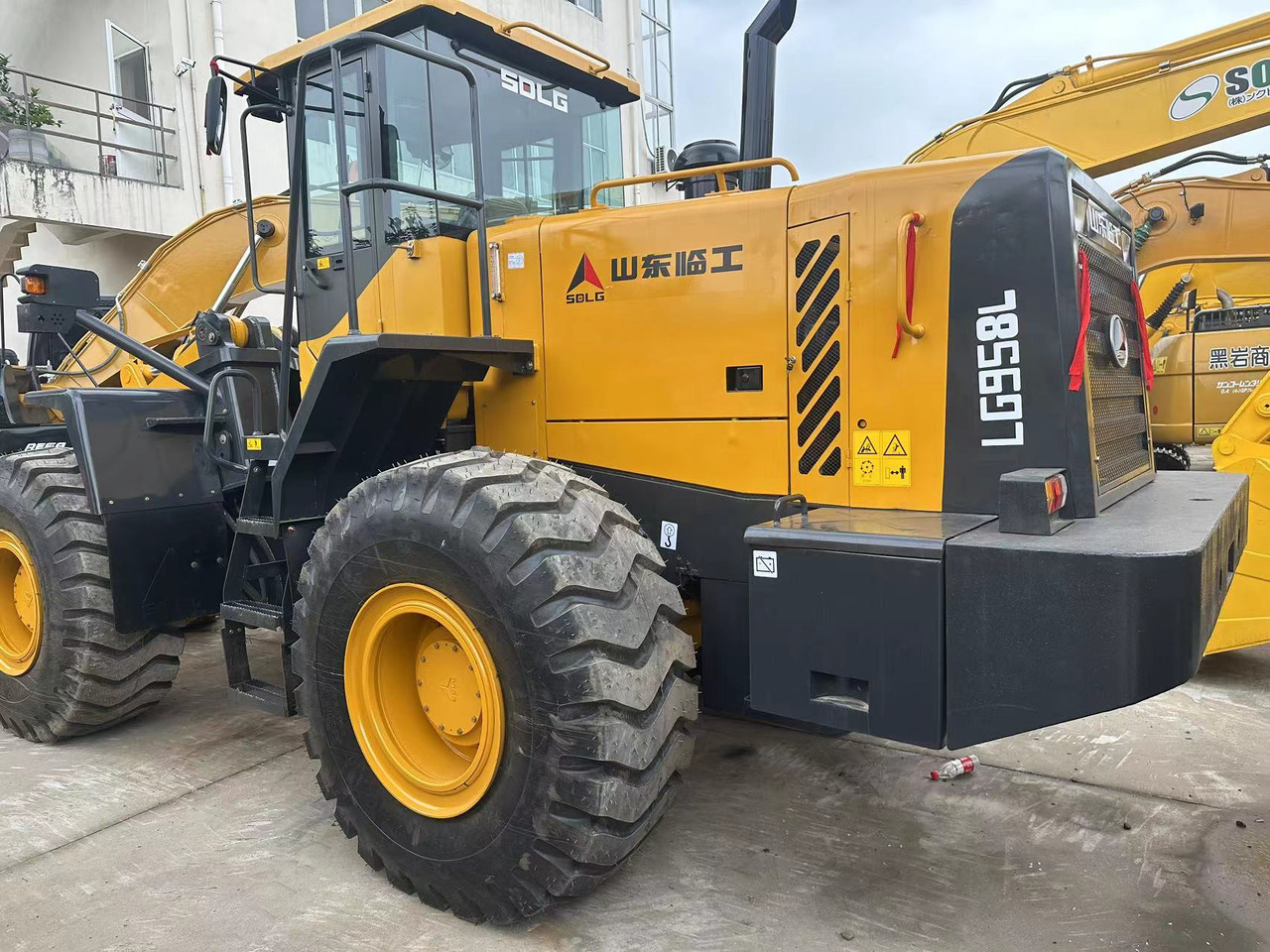 SDLG LG958F - Kolový nakladač: obrázek 1 SDLG LG958F - Kolový nakladač: obrázek 1