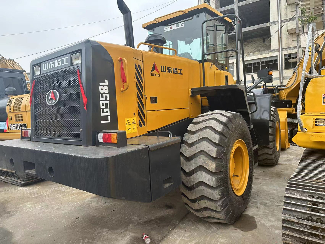 SDLG LG958F - Kolový nakladač: obrázek 4 SDLG LG958F - Kolový nakladač: obrázek 4