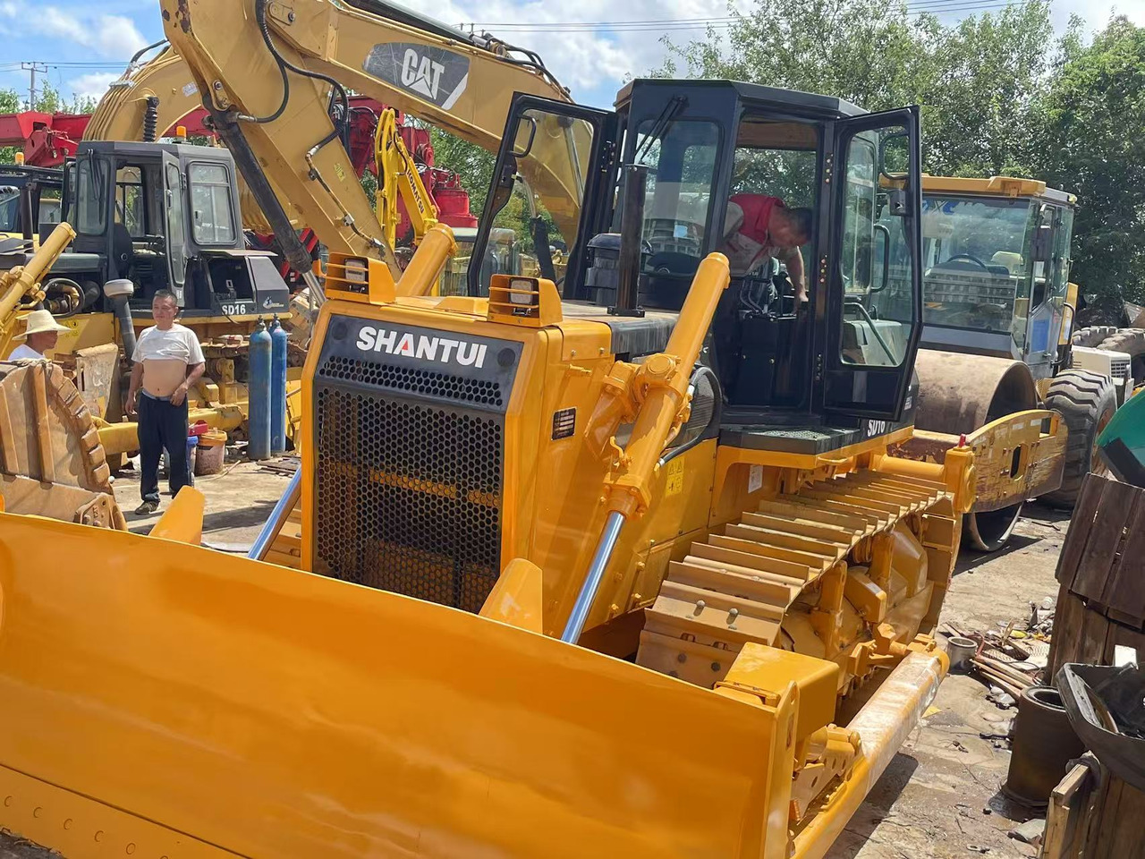 SHANTUI SD16 - Buldozer: obrázek 4 SHANTUI SD16 - Buldozer: obrázek 4