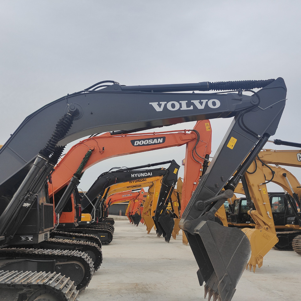VOLVO EC210 - Pásové rýpadlo: obrázek 3 VOLVO EC210 - Pásové rýpadlo: obrázek 3