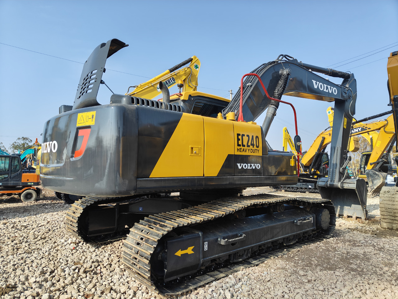 VOLVO EC240 - Pásové rýpadlo: obrázek 2 VOLVO EC240 - Pásové rýpadlo: obrázek 2
