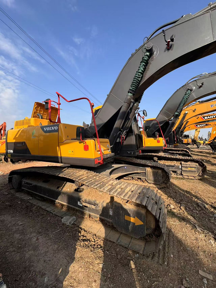 VOLVO EC250D - Pásové rýpadlo: obrázek 2 VOLVO EC250D - Pásové rýpadlo: obrázek 2