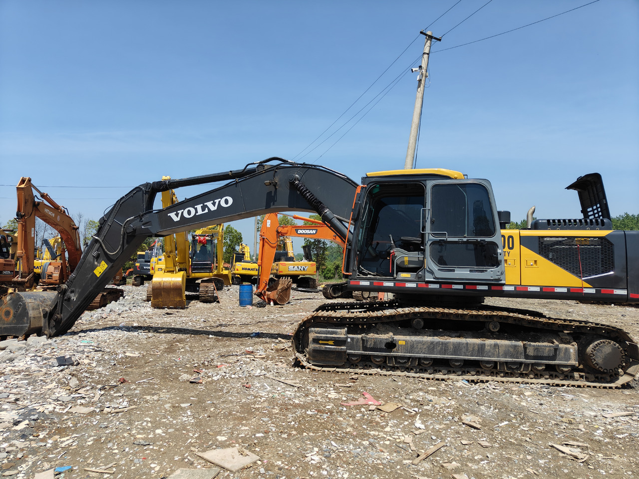 VOLVO EC300 - Pásové rýpadlo: obrázek 1 VOLVO EC300 - Pásové rýpadlo: obrázek 1