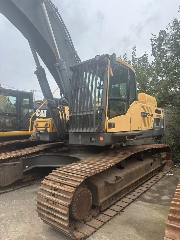 VOLVO EC380 - Pásové rýpadlo: obrázek 2 VOLVO EC380 - Pásové rýpadlo: obrázek 2