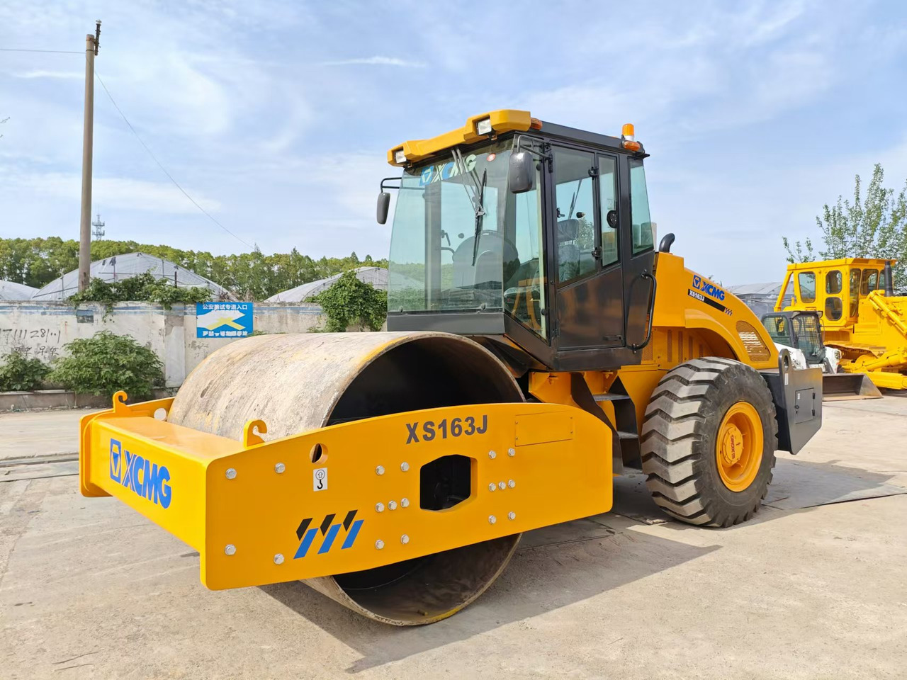 XCMG XS163J - Silniční válec: obrázek 3 XCMG XS163J - Silniční válec: obrázek 3