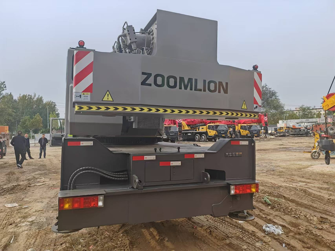 ZOOMLION ZTC350H - Autojeřáb: obrázek 4 ZOOMLION ZTC350H - Autojeřáb: obrázek 4