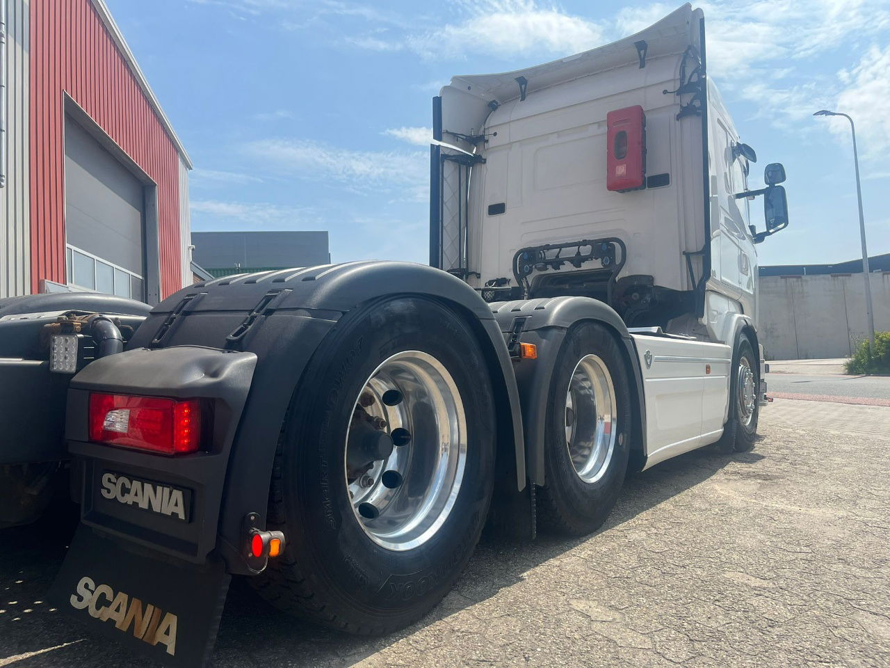 Scania R620-V8 Scania R620 - Tahač: obrázek 3 Scania R620-V8 Scania R620 - Tahač: obrázek 3