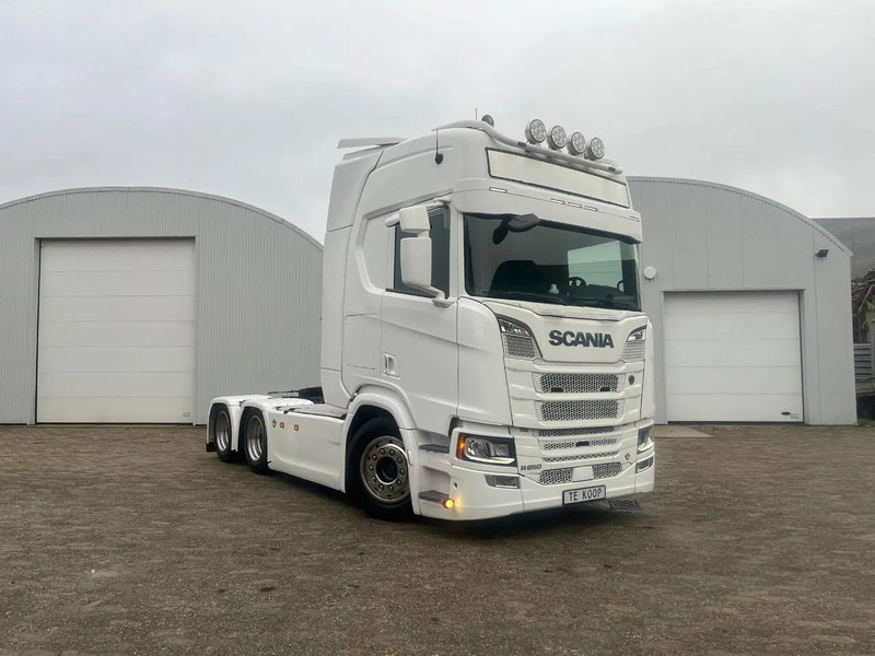Scania R650 V8 NGS R650 6x4 - Tahač: obrázek 1 Scania R650 V8 NGS R650 6x4 - Tahač: obrázek 1