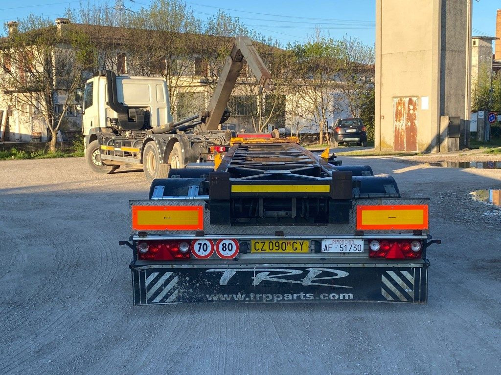 CARDI RIMORCHIO CARDI SCARRABILE RIBALTABILE PNEUMATICO - Hákový/ Ramenový nosič přívěs: obrázek 5 CARDI RIMORCHIO CARDI SCARRABILE RIBALTABILE PNEUMATICO - Hákový/ Ramenový nosič přívěs: obrázek 5