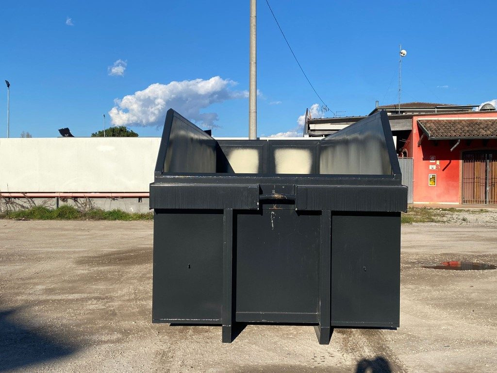 CONTAINER SCARRABILE NUOVO A CIELO APERTO HARDOX - Hákový kontejner: obrázek 2 CONTAINER SCARRABILE NUOVO A CIELO APERTO HARDOX - Hákový kontejner: obrázek 2