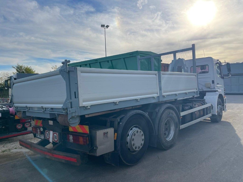 CONTAINER SCARRABILE NUOVO A PIANALE CON SPONDE - Hákový kontejner: obrázek 5 CONTAINER SCARRABILE NUOVO A PIANALE CON SPONDE - Hákový kontejner: obrázek 5