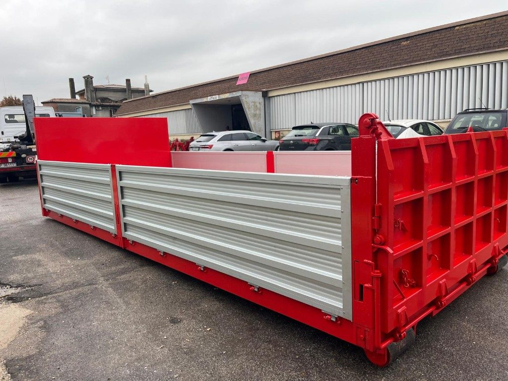 CONTAINER SCARRABILE NUOVO A PIANALE CON SPONDE - Hákový kontejner: obrázek 2 CONTAINER SCARRABILE NUOVO A PIANALE CON SPONDE - Hákový kontejner: obrázek 2