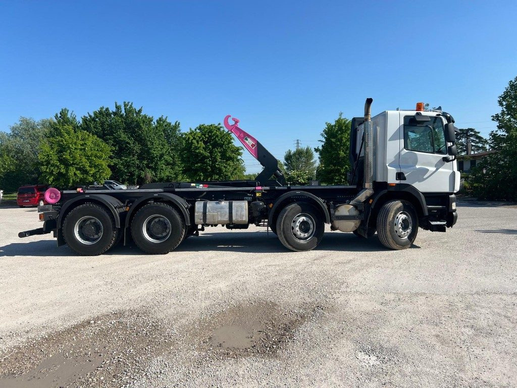 Hákový nosič kontejnerů DAF CF85 SCARRABILE: obrázek 9