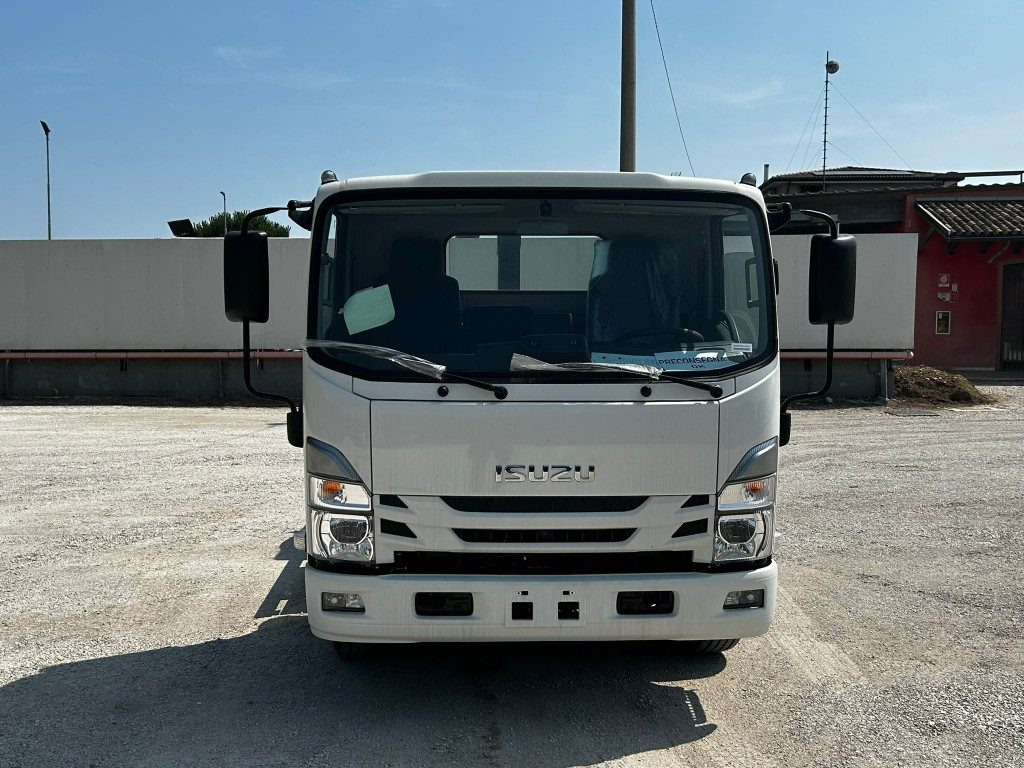 ISUZU P75 NUOVO SCARRABILE - Hákový nosič kontejnerů: obrázek 3 ISUZU P75 NUOVO SCARRABILE - Hákový nosič kontejnerů: obrázek 3
