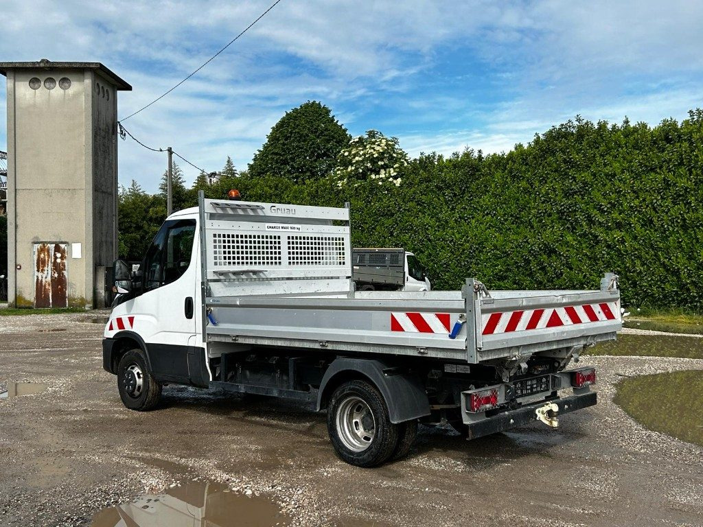 IVECO DAILY 35.140 RIBALTABILE - Dodávka sklápěč: obrázek 3 IVECO DAILY 35.140 RIBALTABILE - Dodávka sklápěč: obrázek 3