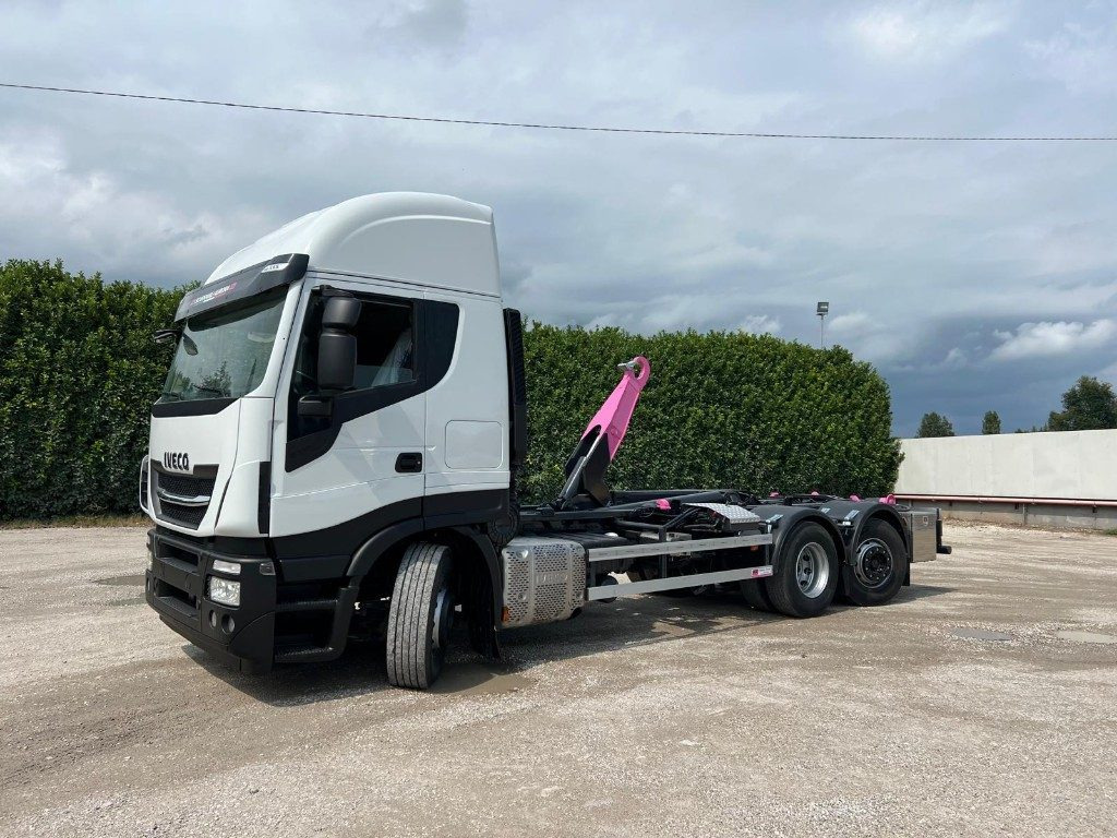 IVECO STRALIS 510 SCARRABILE - Hákový nosič kontejnerů: obrázek 2 IVECO STRALIS 510 SCARRABILE - Hákový nosič kontejnerů: obrázek 2