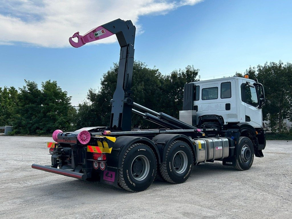 IVECO TRAKKER T-WAY AD380T NUOVO SCARRABILE - Hákový nosič kontejnerů: obrázek 5 IVECO TRAKKER T-WAY AD380T NUOVO SCARRABILE - Hákový nosič kontejnerů: obrázek 5