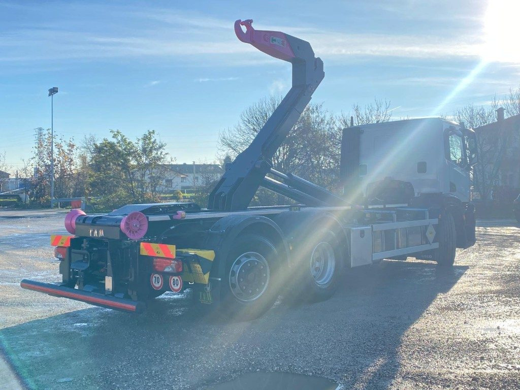 IVECO X-WAY AD280X48 NUOVO SCARRABILE PASSO 4500 - Hákový nosič kontejnerů: obrázek 5 IVECO X-WAY AD280X48 NUOVO SCARRABILE PASSO 4500 - Hákový nosič kontejnerů: obrázek 5