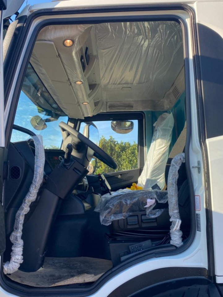IVECO X-WAY AD280X48 NUOVO SCARRABILE PASSO 4500 leasing IVECO X-WAY AD280X48 NUOVO SCARRABILE PASSO 4500: obrázek 10