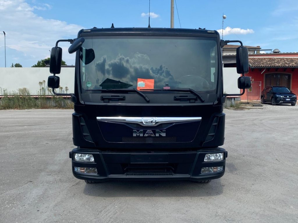 MAN TGL 12.220 CON SCARRABILE NUOVO - Hákový nosič kontejnerů: obrázek 2 MAN TGL 12.220 CON SCARRABILE NUOVO - Hákový nosič kontejnerů: obrázek 2