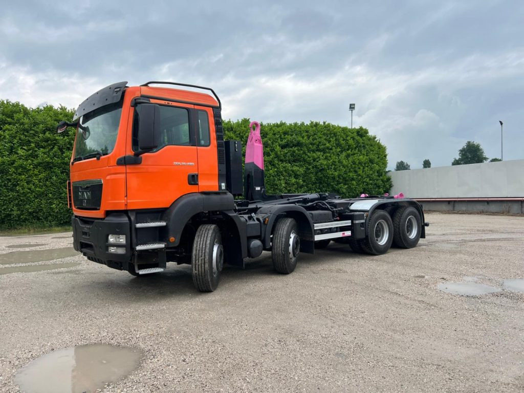 MAN TGS 35.480 SCARRABILE - Hákový nosič kontejnerů: obrázek 1 MAN TGS 35.480 SCARRABILE - Hákový nosič kontejnerů: obrázek 1