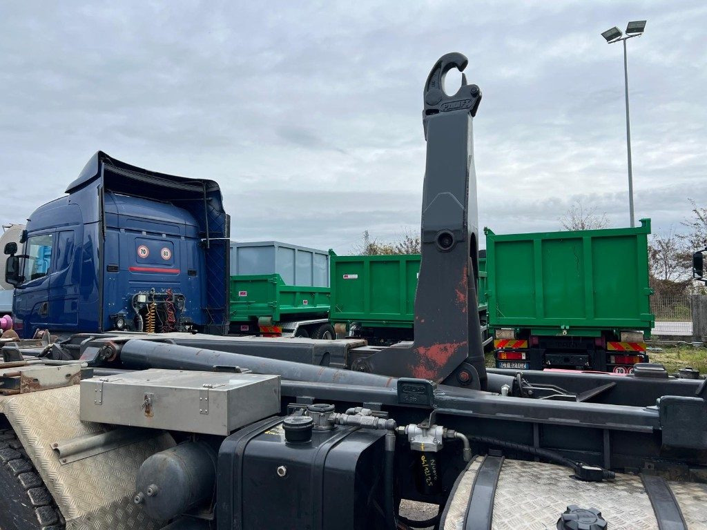 Hákový nosič kontejnerů RENAULT KERAX 320 SCARRABILE: obrázek 7 Hákový nosič kontejnerů RENAULT KERAX 320 SCARRABILE: obrázek 7