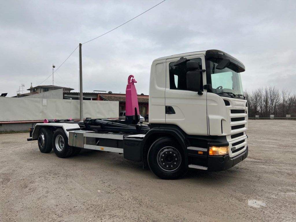SCANIA R380 SCARRABILE - Hákový nosič kontejnerů: obrázek 5 SCANIA R380 SCARRABILE - Hákový nosič kontejnerů: obrázek 5